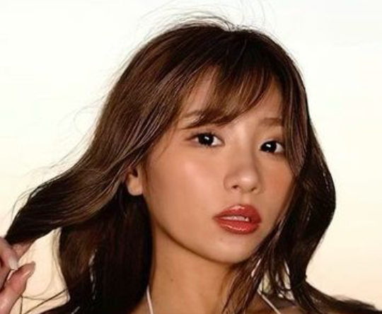 Love A Babe At The Water